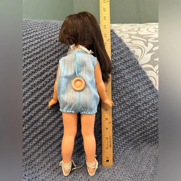 Vintage 1970s Mia Doll - Picture 2 of 6